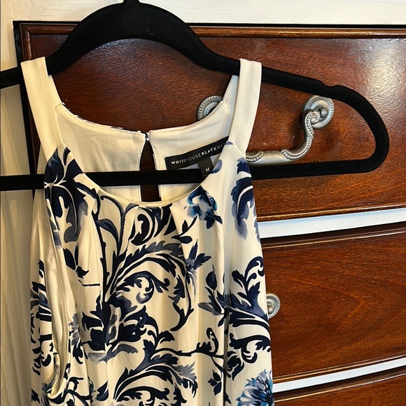 White House Black Market Blue and White Blouse - Picture 1 of 3